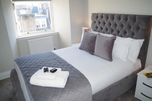 Saint Vincent Street Apartments Glasgow Bedroom