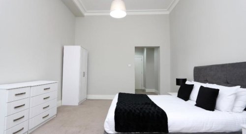 St Vincent Street, glasgow Bedroom